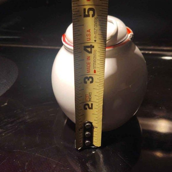 Small Porcelain Pot White and Red Rustic Appearance - Picture 5 of 9